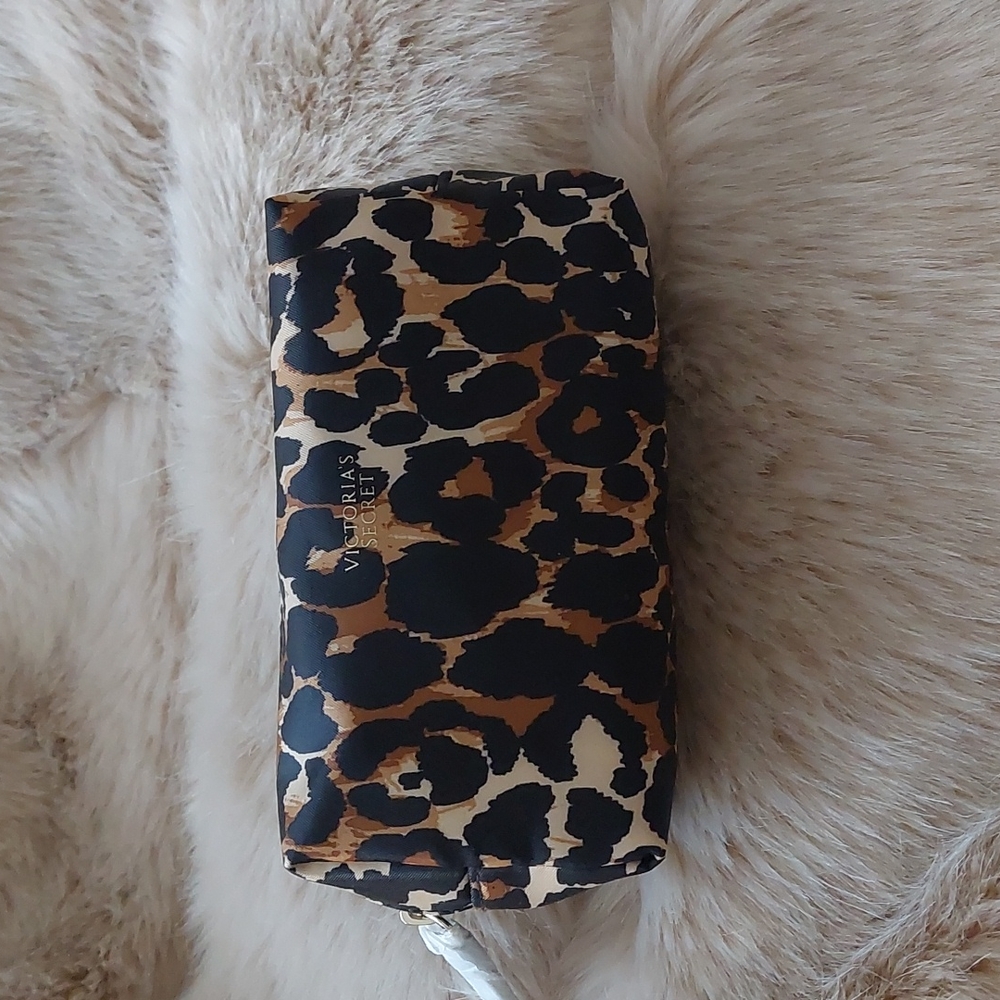 Victoria's secret cheetah makeup bag